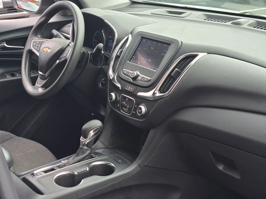 Used 2024 Gray Chevrolet LT image 8