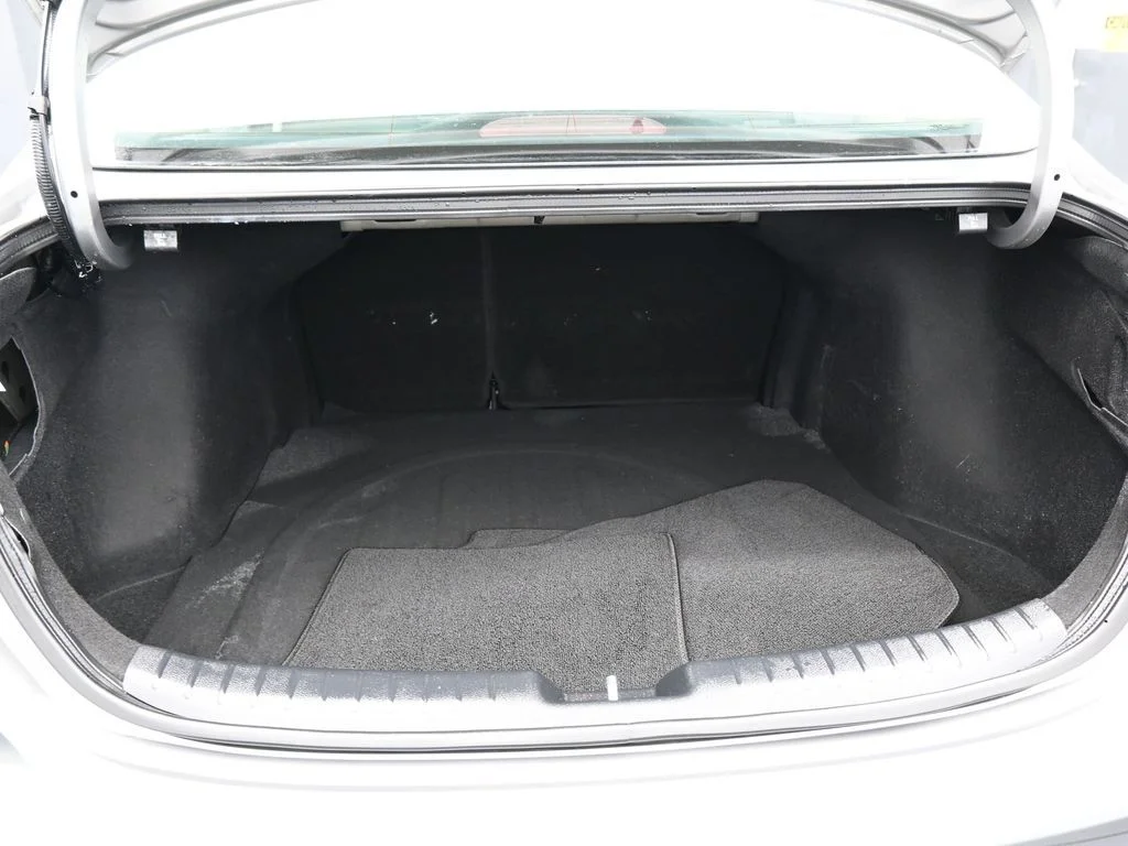 Used 2022 Steel Gray Kia LXS image 29