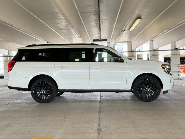New 2027 Star White Metallic Tri-Coat Ford Platinum image 7