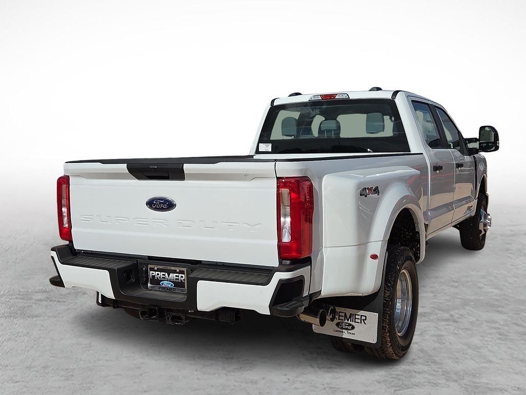 New 2026 Oxford White Ford F-350® XL image 10