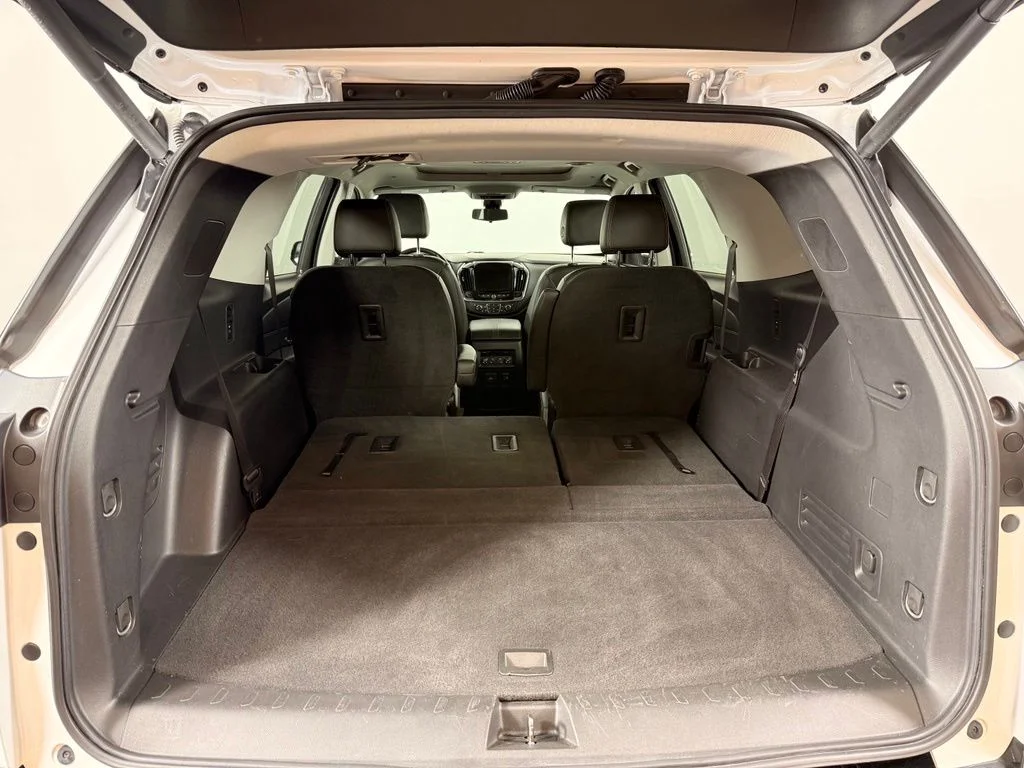 Used 2020 White Chevrolet Premier image 14
