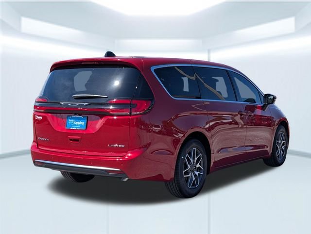 New 2027 Red Hot Pearl-Coat Exterior Paint Chrysler Limited image 6