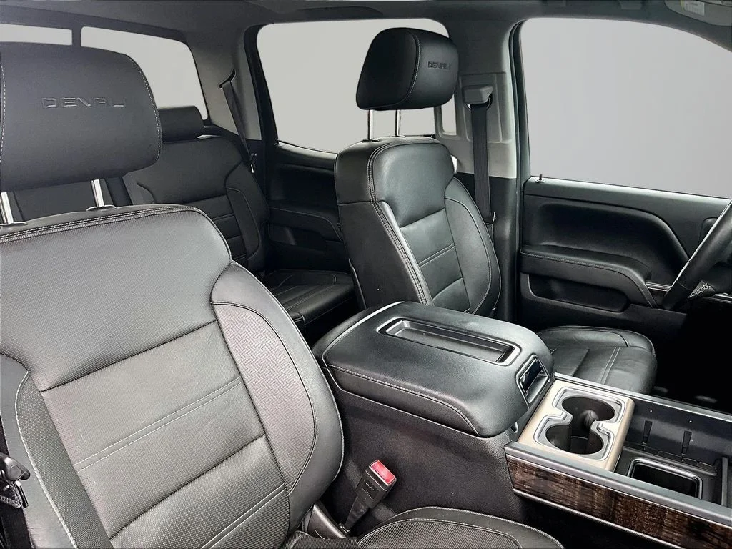 Used 2015 Black GMC Denali image 7