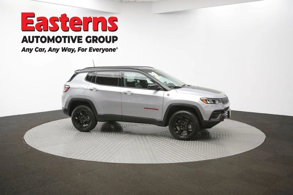 Used 2024 Gray Jeep Trailhawk image 44