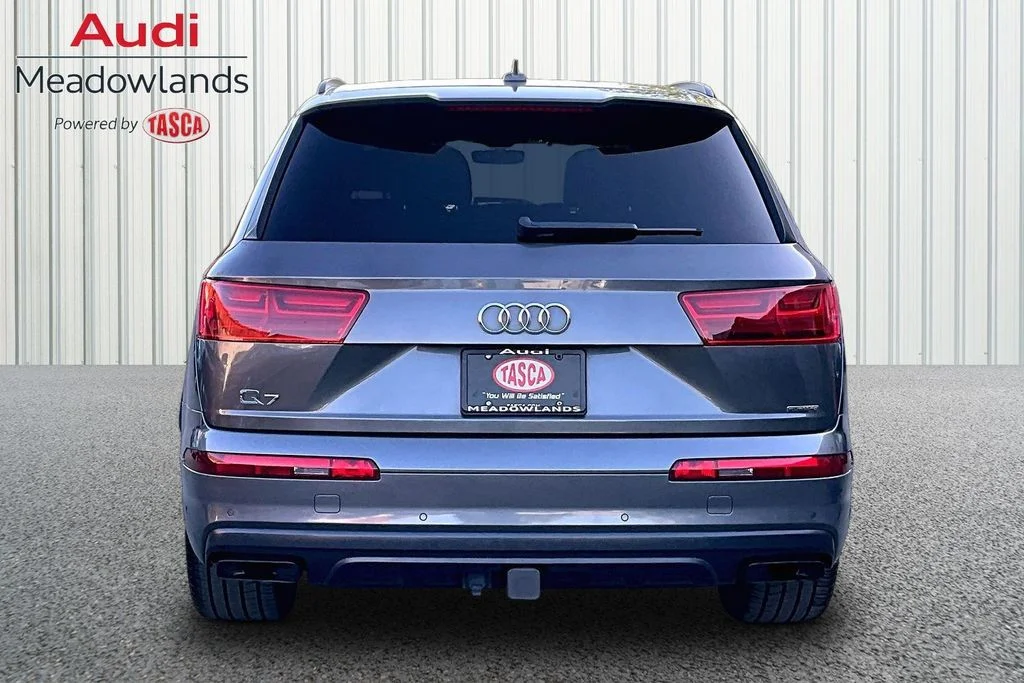 Used 2019 Gray Audi 55 Prestige image 5