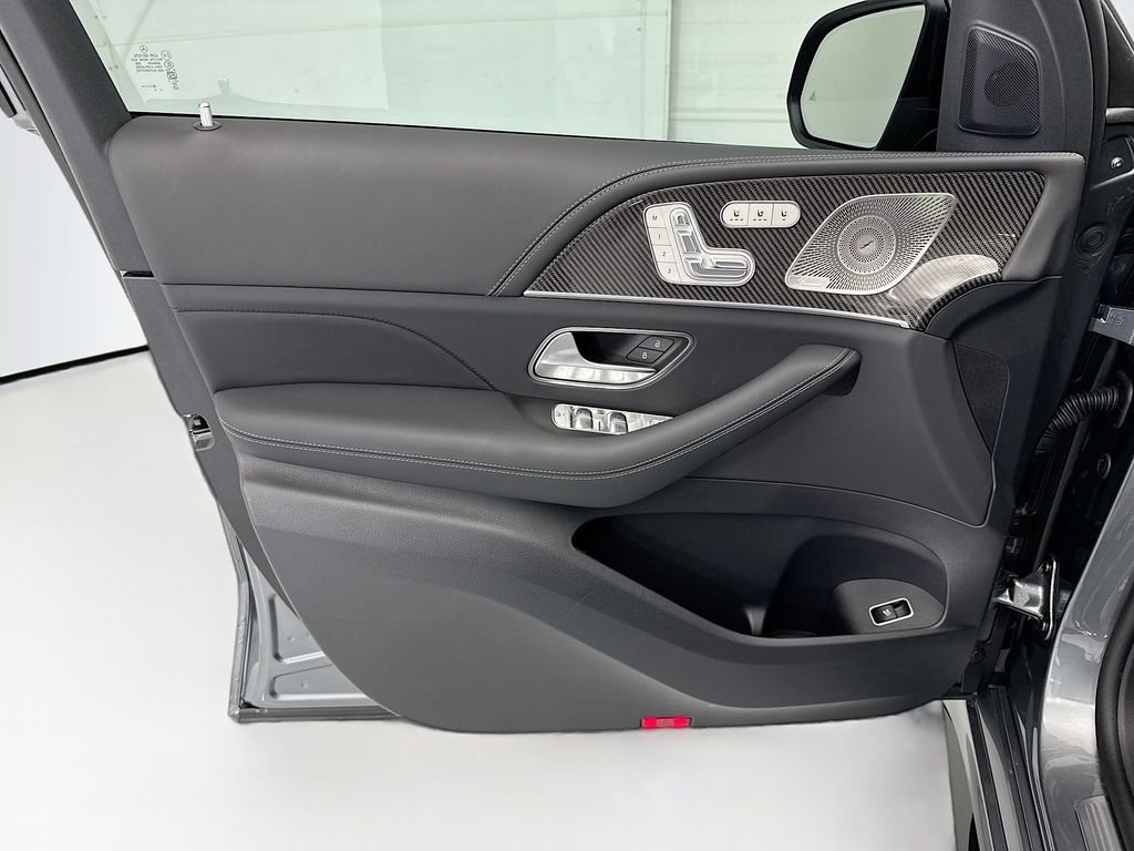 2026 Mercedes-Benz GLE AMG GLE63 S - Photo 24
