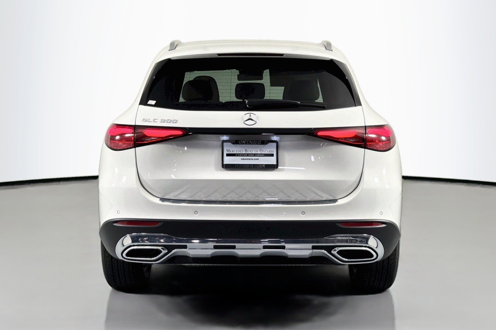 New 2026 Polar White Mercedes-Benz GLC 300 SUV image 3