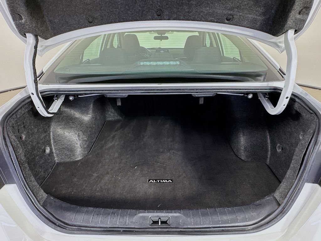 2025 Nissan Altima SV - Photo 29