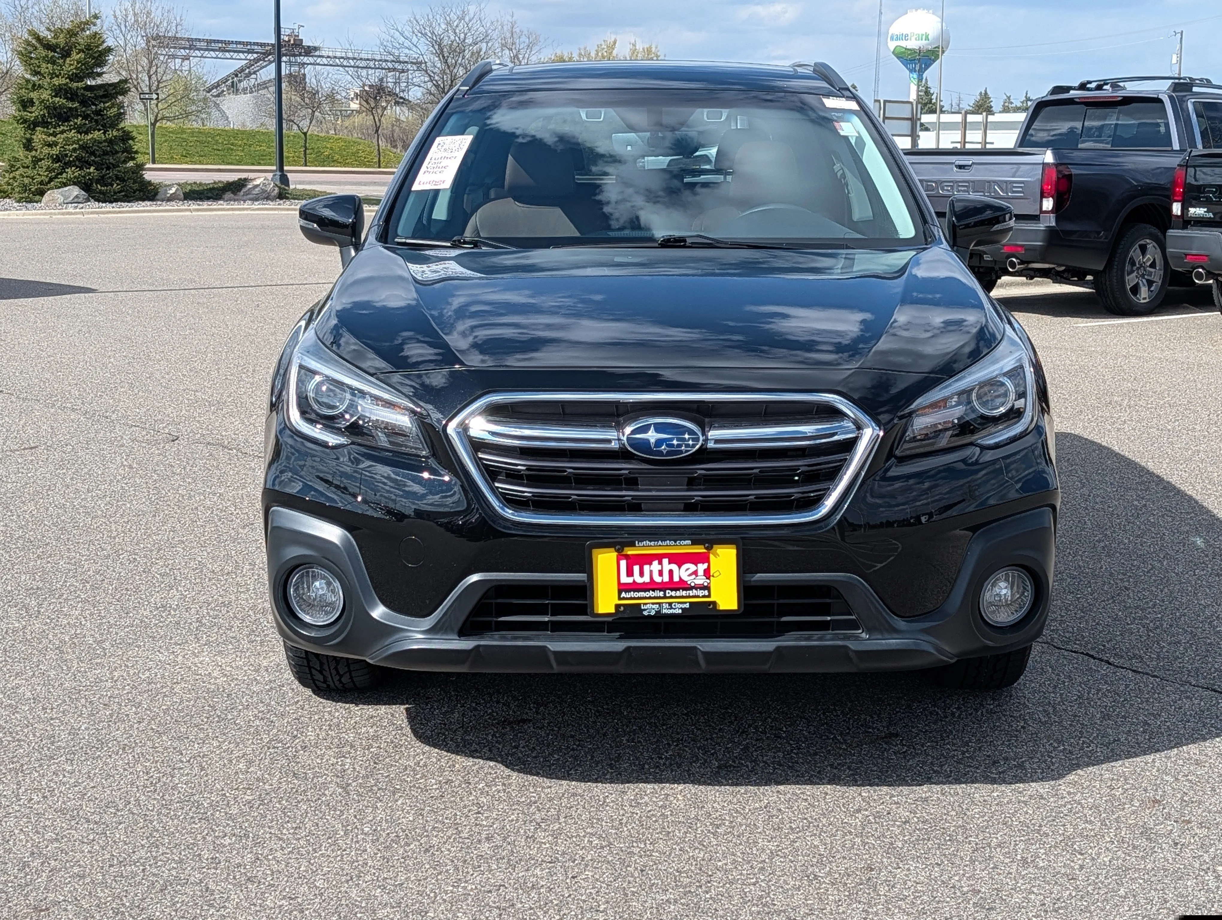 Used 2018 Subaru Outback Touring with VIN 4S4BSATC6J3224755 for sale in Waite Park, Minnesota