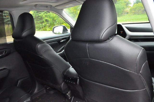 Used 2025 Beige Toyota XLE image 25
