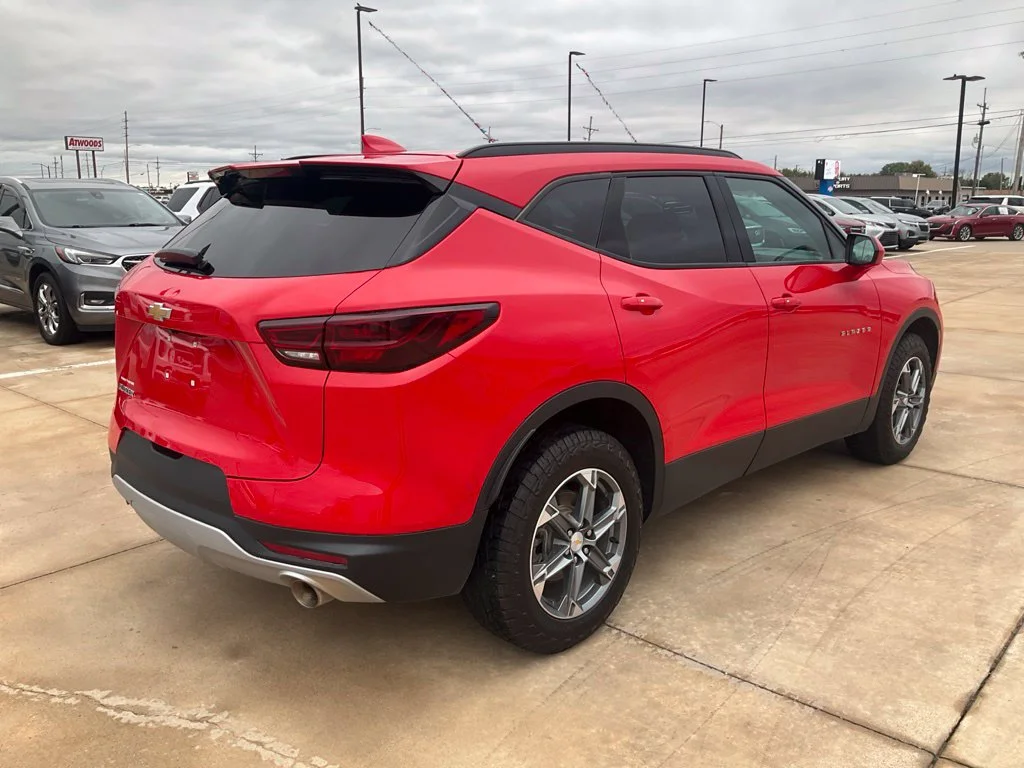 Used 2023 Red Chevrolet LT image 38