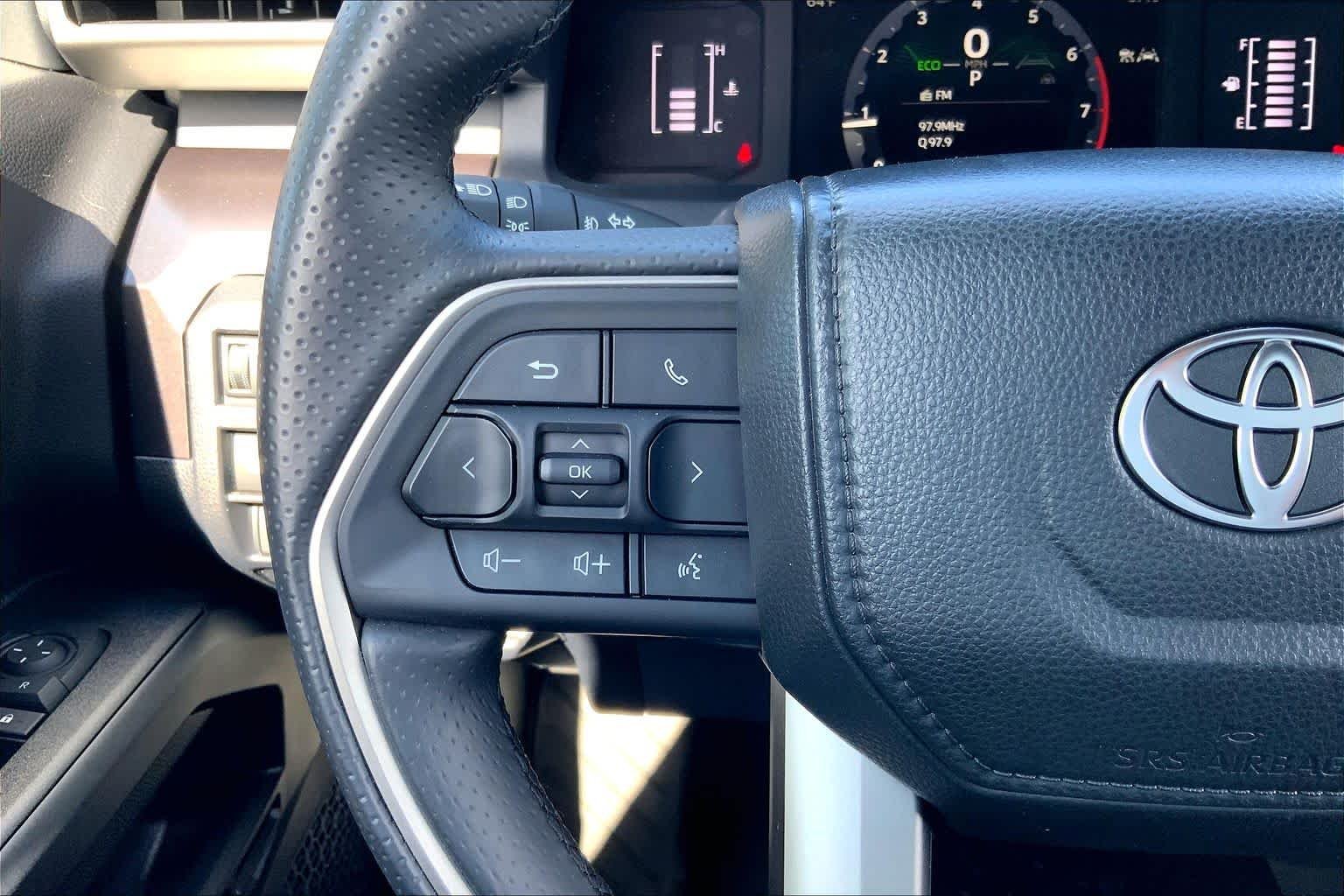 Used 2026 Underground Toyota SR5 image 24