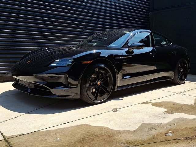 2026 Porsche Taycan 4 Black Edition