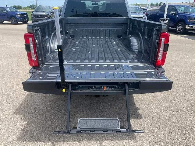 New 2026 Carbonized Gray Metallic Ford F-250® XLT image 30