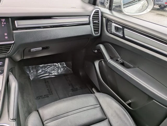 Used 2022 Gray Porsche Base image 17