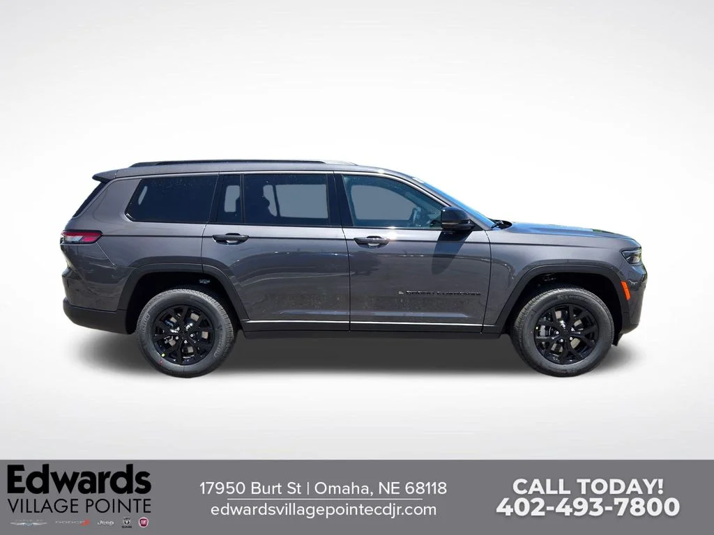 New 2026 Baltic Gray Metallic Clear-Coat Exterior Paint Jeep Laredo image 2