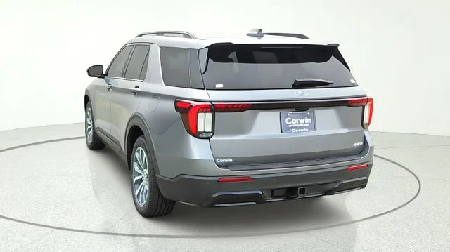 2026 Ford Explorer ST-Line - Photo 6