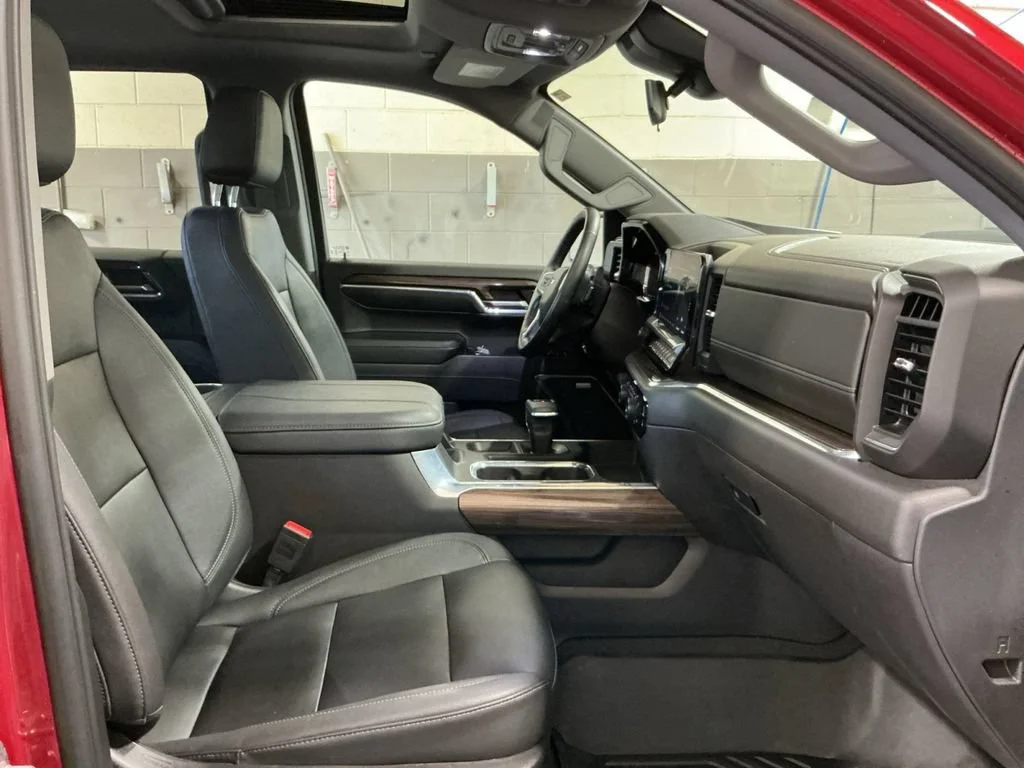 Used 2024 Radiant Red Tintcoat Chevrolet LT Trail Boss image 26