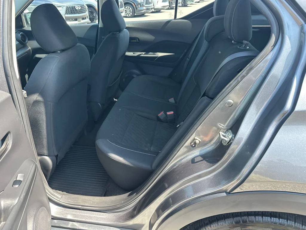 Used 2022 Gray Nissan S image 16