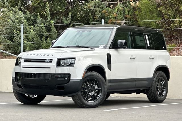 2026 LAND ROVER Defender 110 S