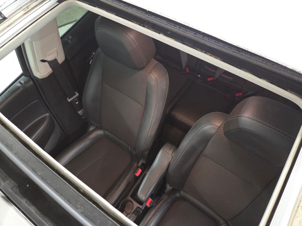 Used 2019 White Buick Preferred image 35