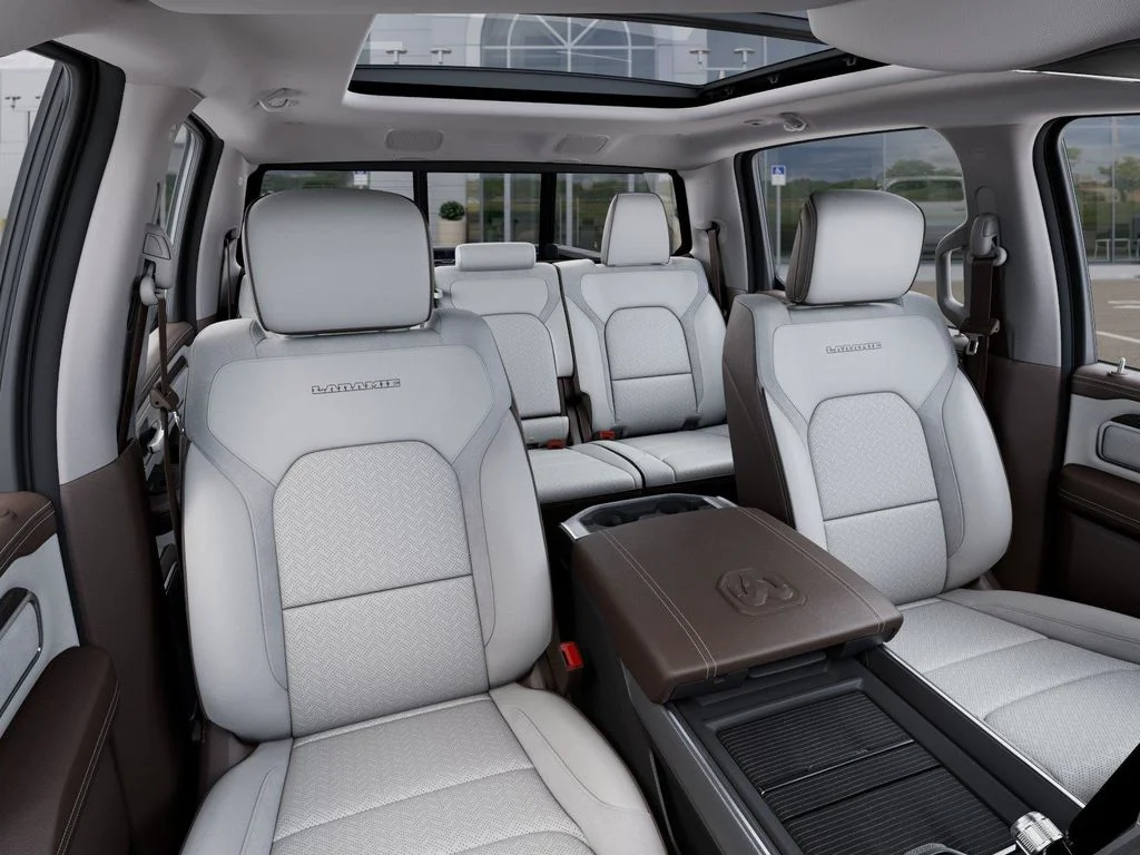 2026 RAM 1500 Laramie - Photo 18