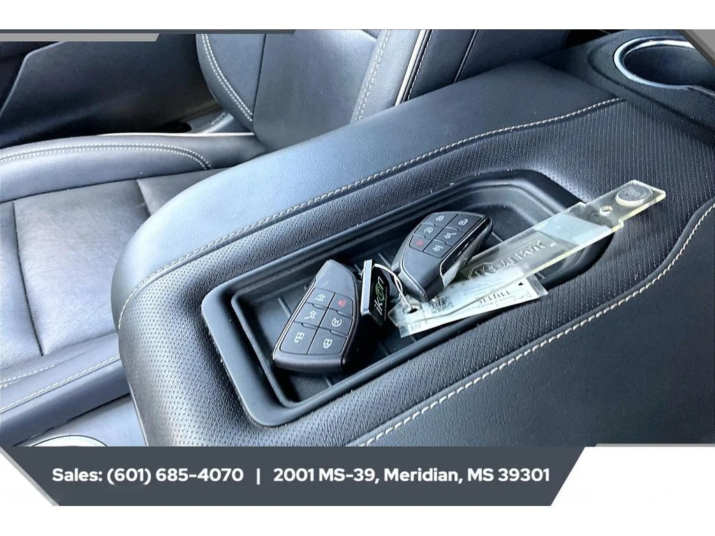 Used 2024 STERLING METALLIC GMC SLT image 9