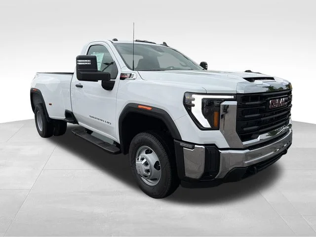 2026 GMC Sierra 3500HD Pro