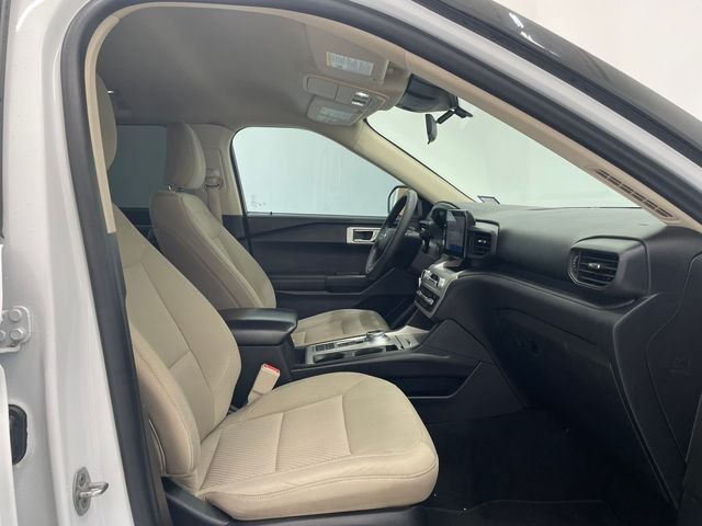 Used 2021 Oxford White Ford Base image 16