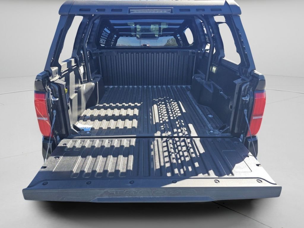 2025 Toyota Tacoma SR5 - Photo 30