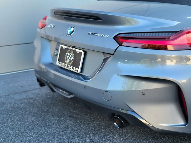 Used 2023 Skyscraper Gray Metallic BMW sDrive30i image 38