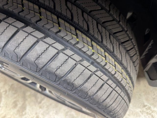 Used 2026 Gray BMW xDrive40i image 30