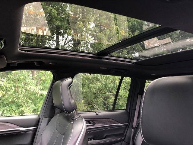 Used 2023 Diamond Black Jeep Overland 4xe image 35