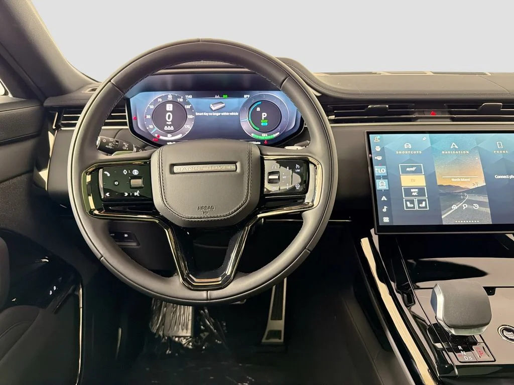 New 2026 Varesine Blue Land Rover Dynamic SE image 24