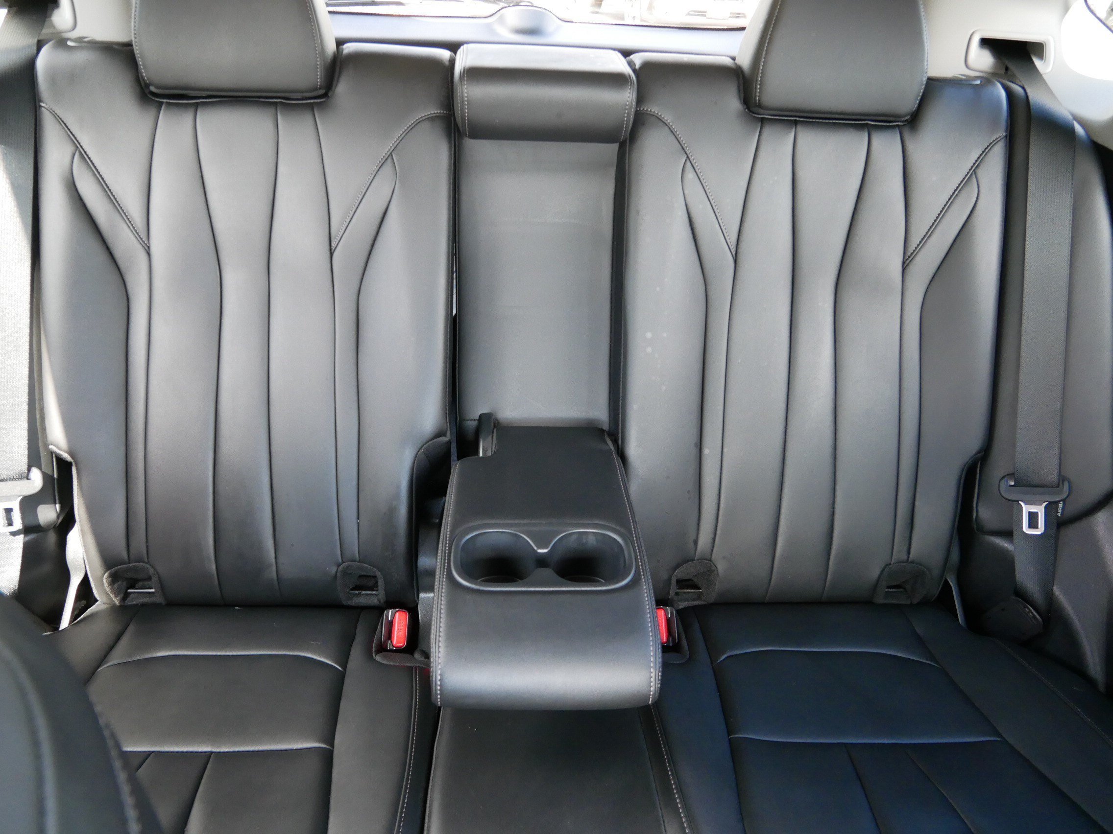 Used 2025 Solar Silver Metallic Acura FWD image 13