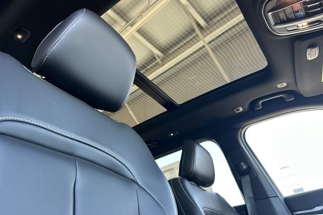 New 2026 Steel Blue Exterior Paint Jeep Limited image 17