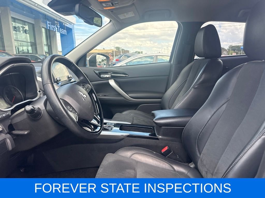 Used 2024 Black Mitsubishi SE image 4