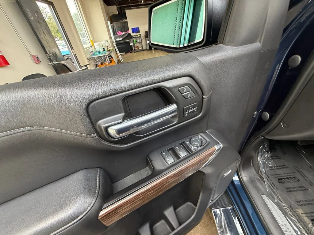 2020 Chevrolet Silverado 1500 High Country - Photo 11