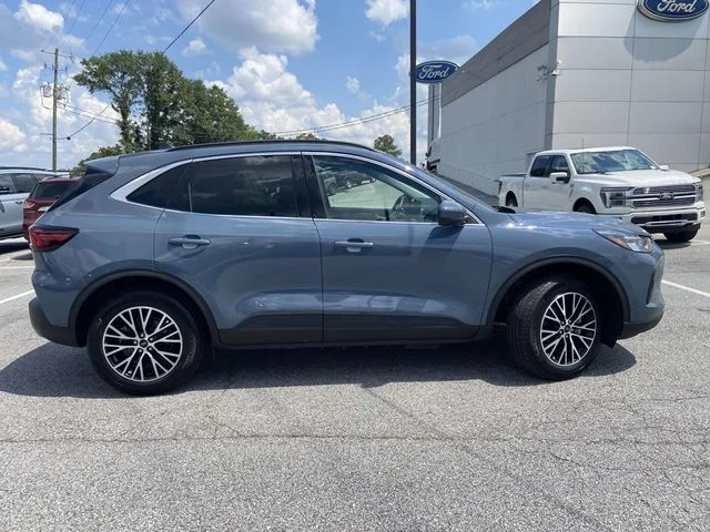 Certified Used 2025 Blue Ford Base image 2