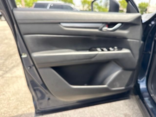 2025 Mazda CX-5 S Preferred package - Photo 31