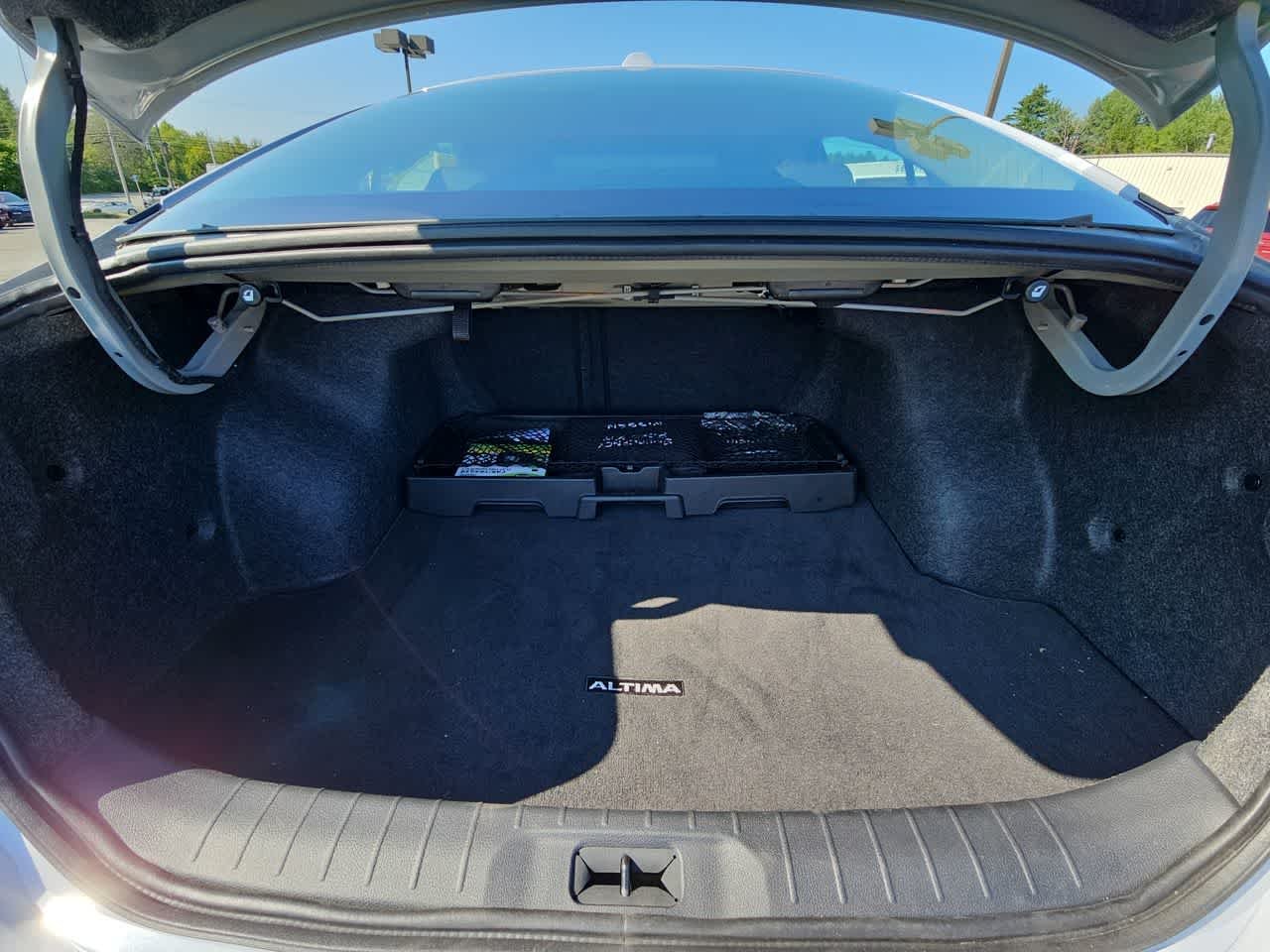 Used 2023 Gray Sky Pearl Nissan 2.0 SR image 15