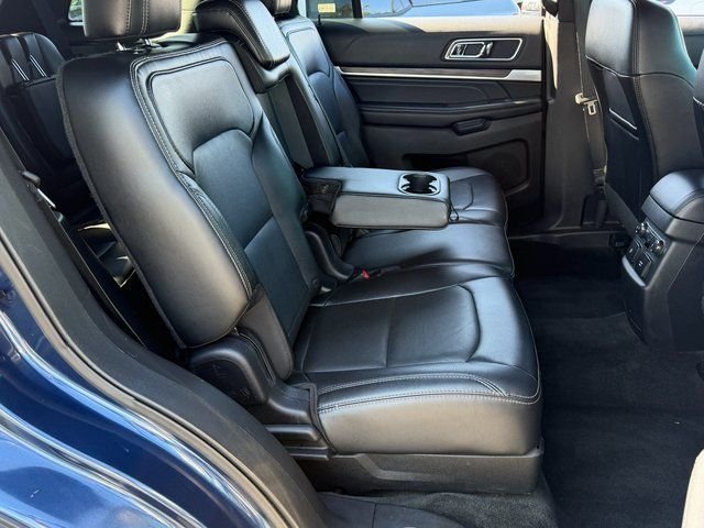 Used 2016 Blue Ford Limited image 40