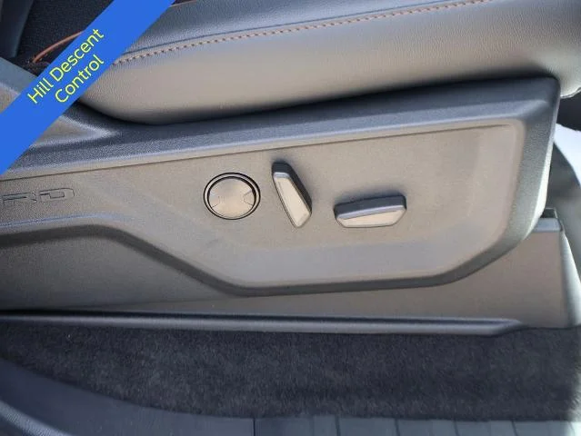 New 2026 Agate Black Metallic Ford Lariat® image 11