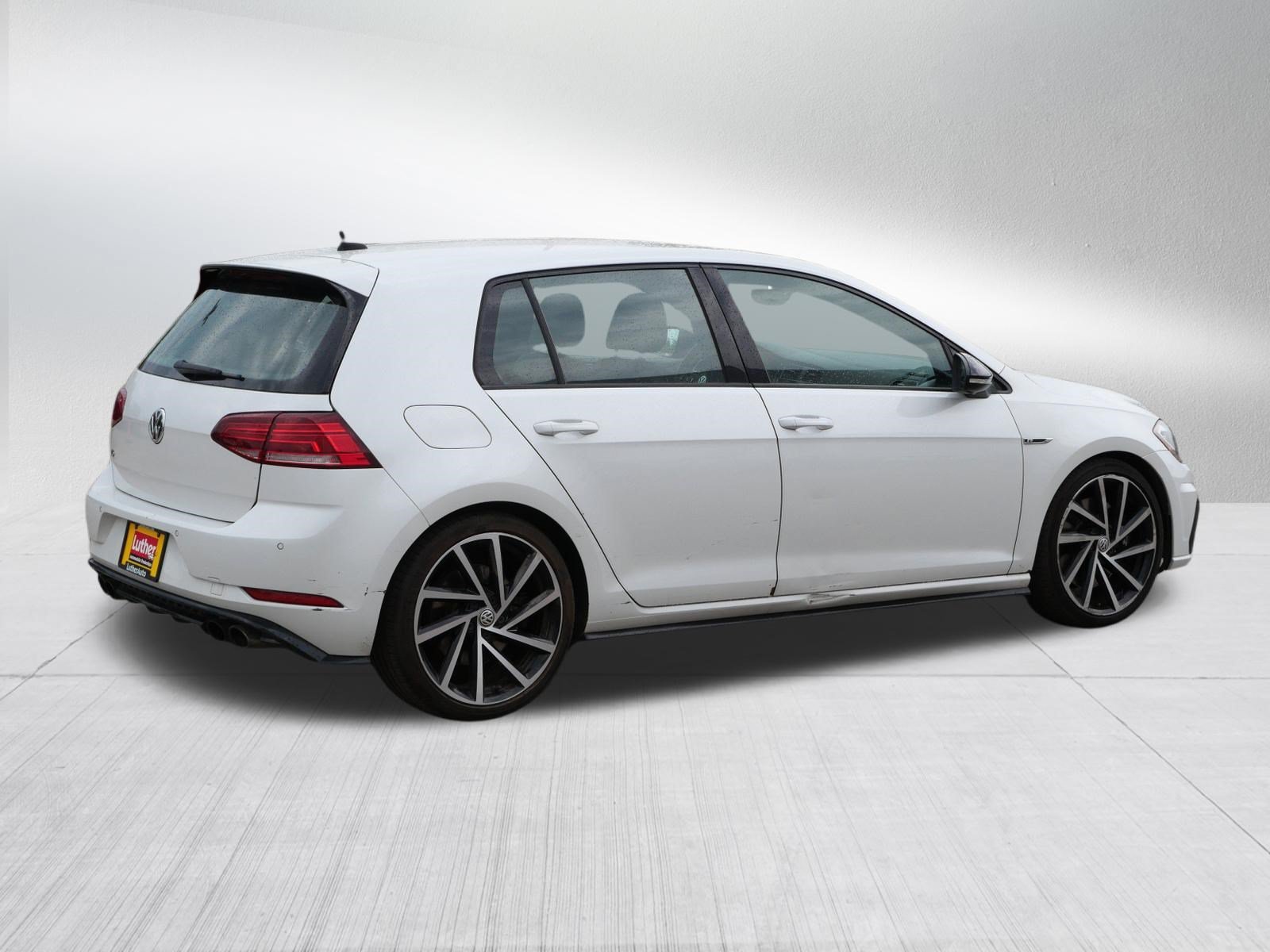 Used 2018 Oryx White Pearl Metallic Volkswagen HB W/DCC/ image 7