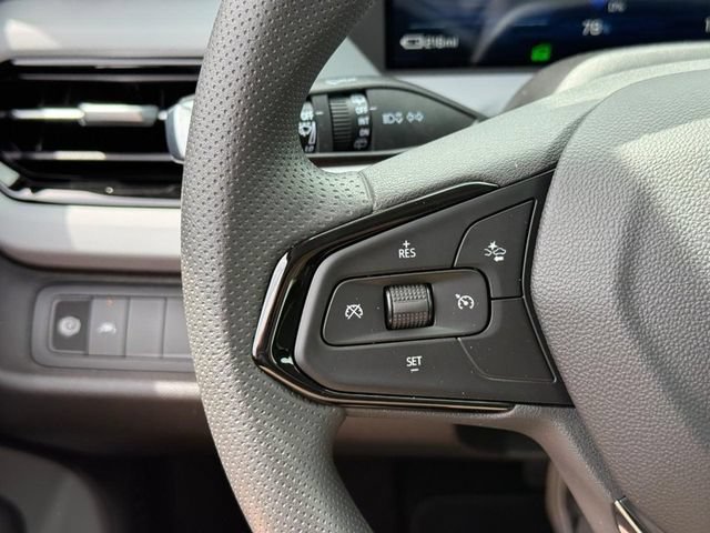 New 2027 Summit White Chevrolet LT image 13