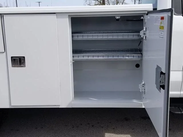 2025 Ford F-550 Super Duty Chassis Cab XL - Photo 12