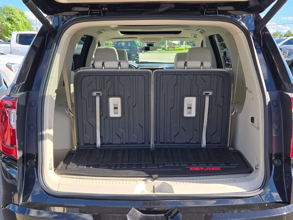 Used 2023 Black GMC Denali image 18