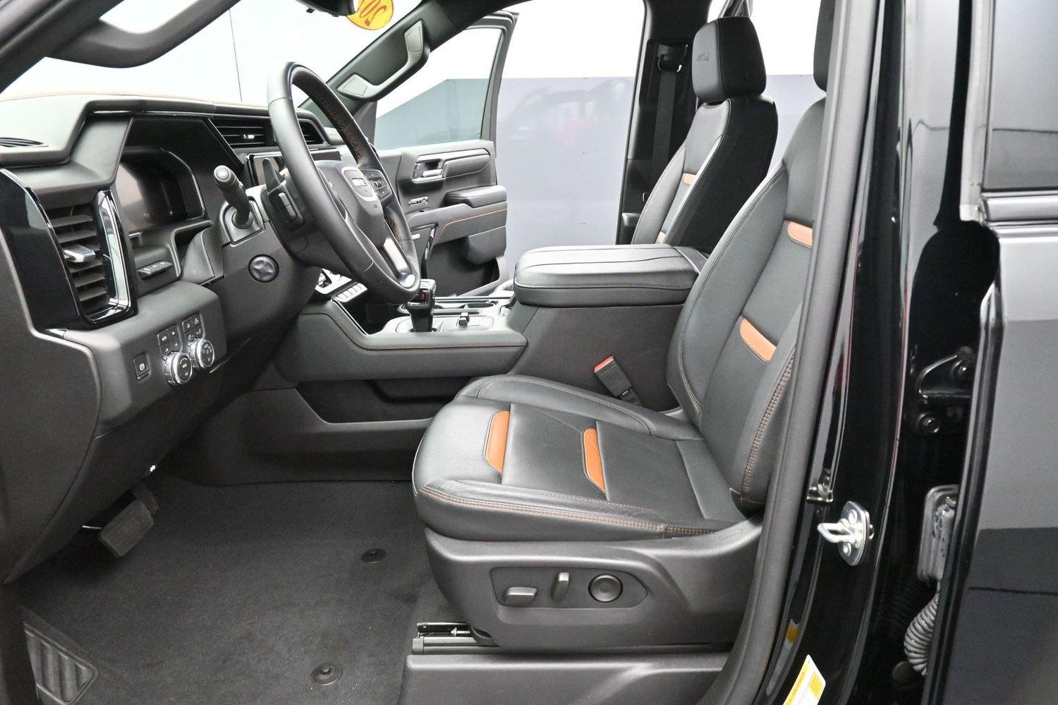 Used 2026 Onyx Black GMC AT4 image 13