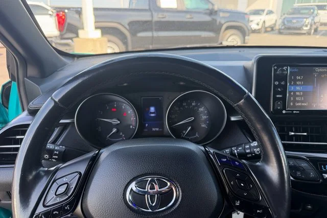 Used 2018 Green Toyota XLE image 12