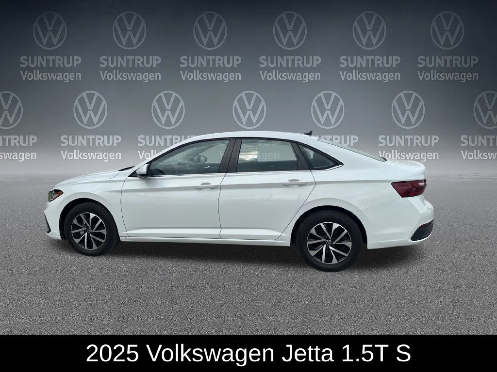 Used 2025 White Volkswagen 1.5T S image 2